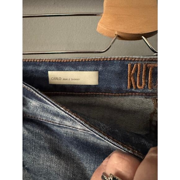 Kut from the Kloth Carlo Ankle Skinny Distressed Jeans | 24W - Picture 4 of 6